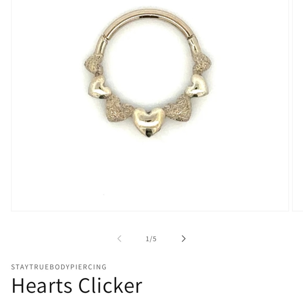 Brand new NWOT never worn white gold gorgeous clicker.